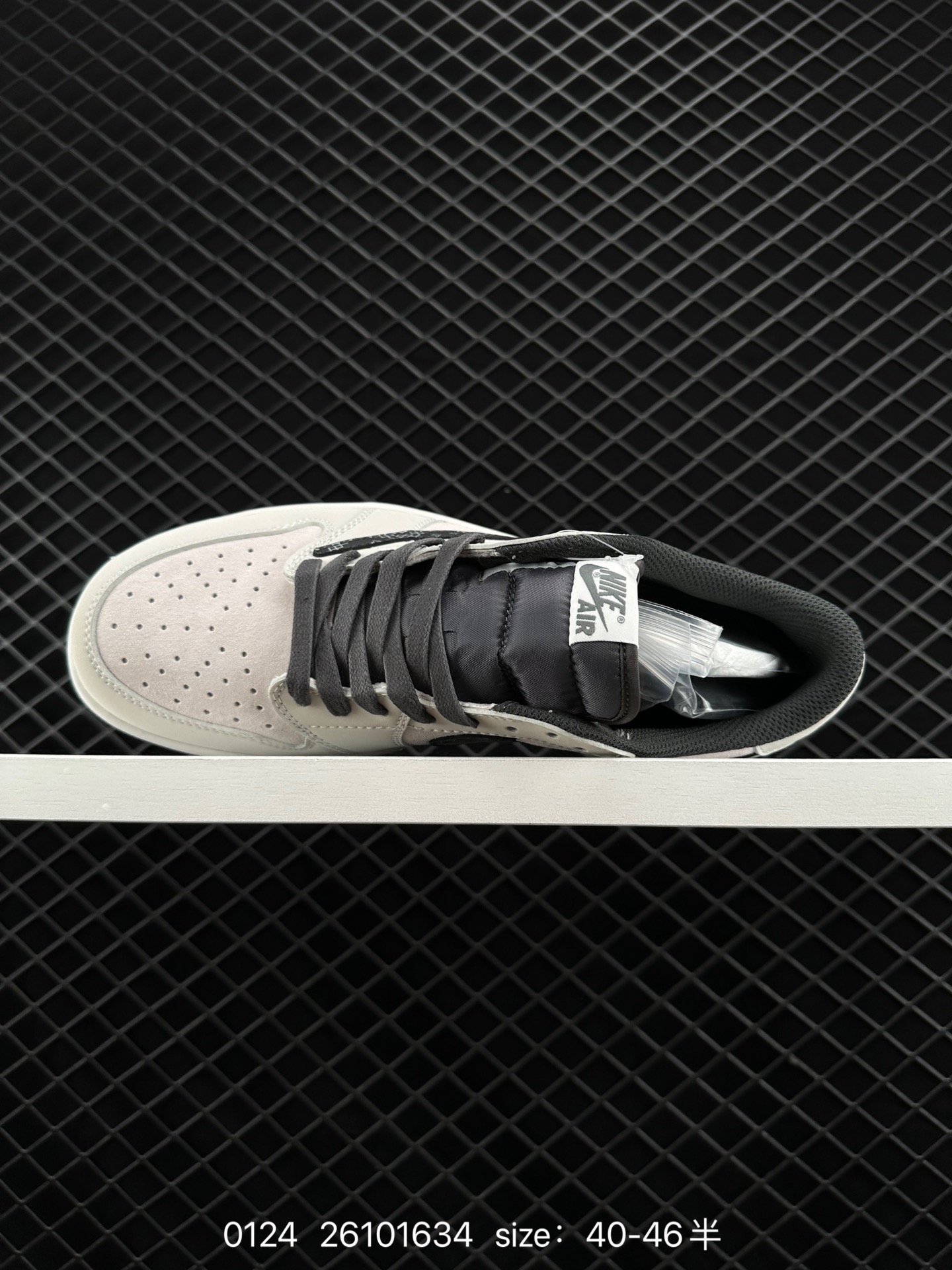 NIKE  Air Jordan 1 Low